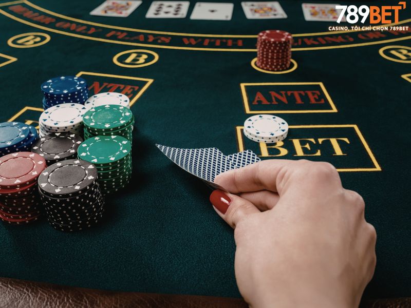 Những dấu hiệu nhận biết thời điểm nên bẻ cầu Baccarat